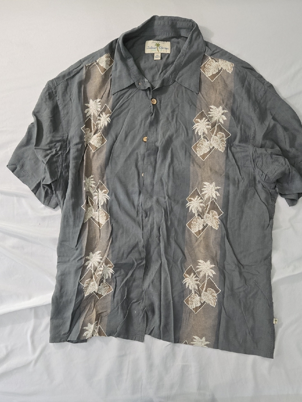 Island Republic Gray Short-Sleeve Button-Down with Palm Stripe